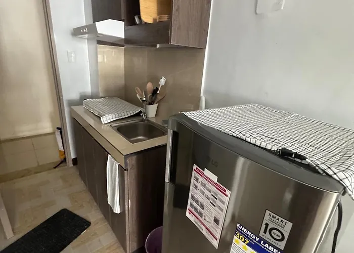 Transient In Taft Dorm Style Apartment Manila